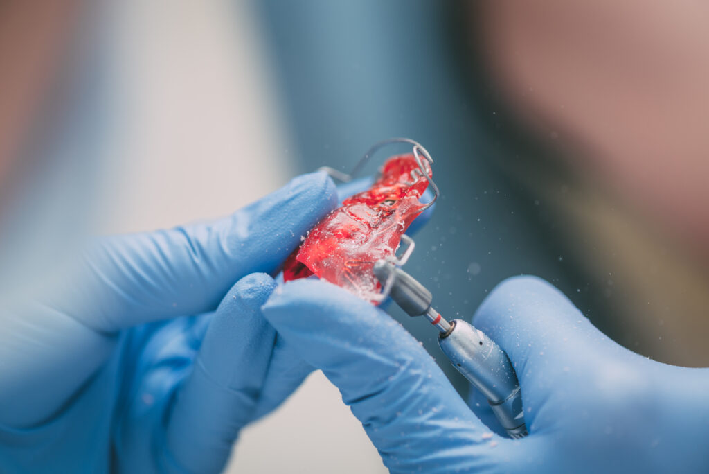 DentiQue Stomatologia Wrocław mobile orthodontic appliance 2024 10 18 08 24 28 utc